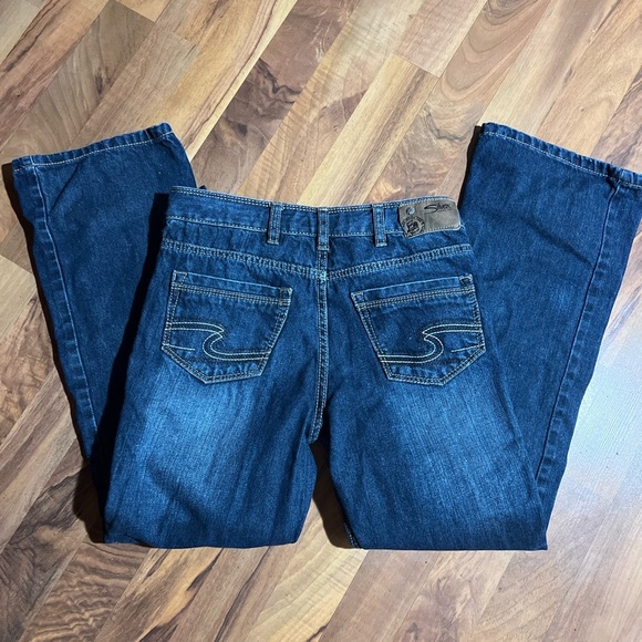 Girls Dark wash Silver jeans size 12 - Picture 4 of 4